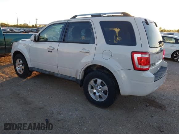 ✅ 2012 Ford Escape Limited • VIN: 1FMCU0EG1CKA91940 • Lot: 43602430. Wystawiony na IAAI z przebiegiem 109 837 mil. Bezpłatny archiwum sprzedaży aukcyjnych z USA i szczegółowy raport historii pojazdu na DreamBid. Zdjęcie 3.