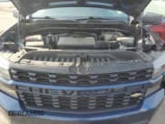 ✅ 2019 Chevrolet Silverado 1500 Custom • VIN: 1GCRYBEH5KZ241478 • Lot: 64933274. Wystawiony na Copart z przebiegiem 75 959 mil. Bezpłatny archiwum sprzedaży aukcyjnych z USA i szczegółowy raport historii pojazdu na DreamBid. Zdjęcie 11.