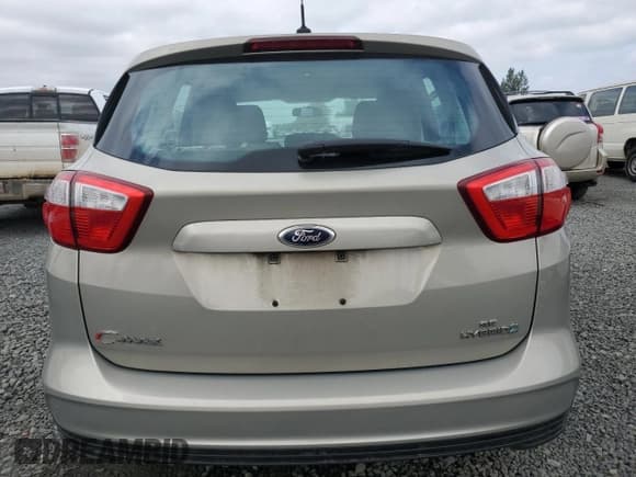 ✅ 2015 Ford C-Max SE • VIN: 1FADP5AU6FL121558 • Lot: 71978695. Wystawiony na Copart z przebiegiem 140 863 mil. Bezpłatny archiwum sprzedaży aukcyjnych z USA i szczegółowy raport historii pojazdu na DreamBid. Zdjęcie 6.