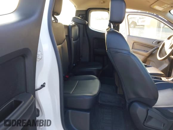 ✅ 2022 Ford Ranger XL • VIN: 1FTER1EH4NLD24199 • Lot: 43698777. Listed on IAAI with 11,547 mi. Free auction sales archive from the USA and detailed vehicle history report at DreamBid. Image 8.