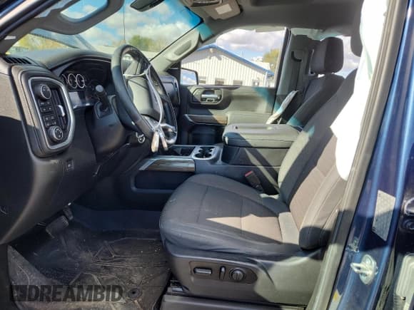 ✅ 2019 Chevrolet Silverado 1500 LT Trail Boss • VIN: 1GCPYFED2KZ400422 • Lot: 89499205. Wystawiony na Copart z przebiegiem 62 336 mil. Bezpłatny archiwum sprzedaży aukcyjnych z USA i szczegółowy raport historii pojazdu na DreamBid. Zdjęcie 7.