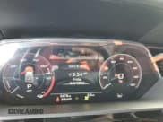 ✅ 2024 Audi SQ8 E-Tron • VIN: WA1BCBGE4RB055060 • Lot: 65226624. Wystawiony na Copart z przebiegiem 5 476 mil. Bezpłatny archiwum sprzedaży aukcyjnych z USA i szczegółowy raport historii pojazdu na DreamBid. Zdjęcie 9.