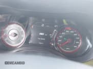 ✅ 2018 Dodge Charger R/T Scat Pack • VIN: 2C3CDXGJ5JH193420 • Lot: 43043636. Wystawiony na IAAI z przebiegiem 75 284 mil. Bezpłatny archiwum sprzedaży aukcyjnych z USA i szczegółowy raport historii pojazdu na DreamBid. Zdjęcie 7.