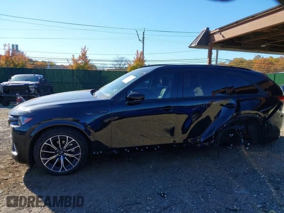 ✅ 2025 Mazda CX-70 S Premium • VIN: JM3KJDHCXS1111882 • Lot: 43529251. Listed on IAAI with 20,711 mi. Free auction sales archive from the USA and detailed vehicle history report at DreamBid. Image 15.