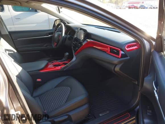 2021 Toyota Camry Hybrid SE с VIN 4T1G31AK8MU030529, выставлен на аукционе IAAI как лот 42951402 с пробегом 155 788 миль миль и . История ставок и продаж доступна на DreamBid. Изображение 5.