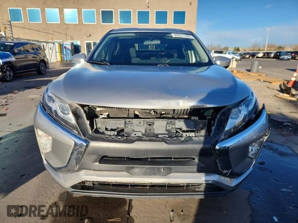 ✅ 2019 Mitsubishi Eclipse Cross ES • VIN: JA4AT3AA7KZ039455 • Lot: 92651785. Listed on Copart with 101,373 mi. Free auction sales archive from the USA and detailed vehicle history report at DreamBid. Image 5.