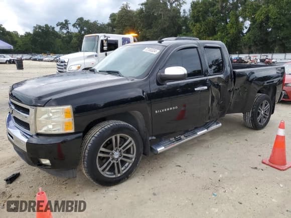 ✅ 2011 Chevrolet Silverado 1500 LT • VIN: 1GCRCSE07BZ228546 • Lot: 73193334. Listed on Copart with 46,971 mi. Free auction sales archive from the USA and detailed vehicle history report at DreamBid. Image 1.