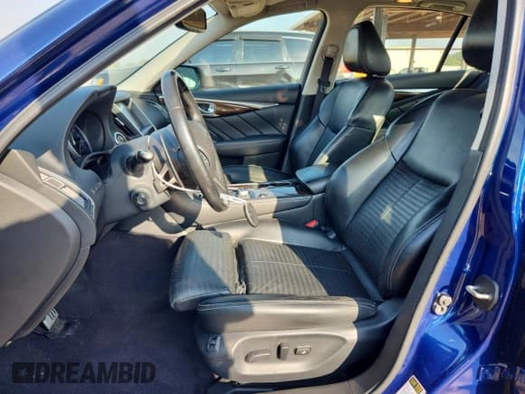 ✅ 2016 Infiniti Q50 Red Sport 400 • VIN: JN1FV7AR6GM450565 • Lot: 81741675. Listed on Copart with 19,546 mi. Free auction sales archive from the USA and detailed vehicle history report at DreamBid. Image 7.