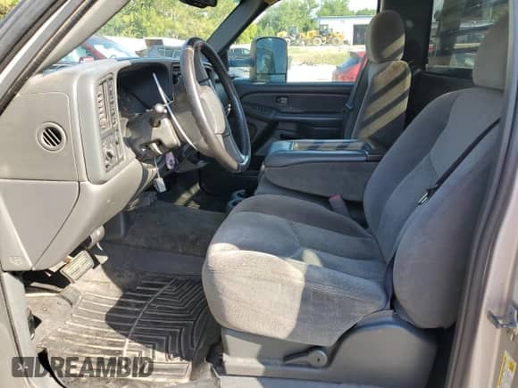 2006 Chevrolet Silverado 2500HD LT1 with VIN 1GCHK24U26E115006, listed as a Copart auction lot 68539805 with 167,364 mi miles and Salvage title. Bid and sale history available at DreamBid. Image 7.