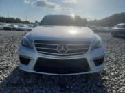 ✅ 2013 Mercedes-Benz M 63 AMG • VIN: 4JGDA7EB9DA130369 • Лот: 66120595. Опубликован ранее на Copart с пробегом 122 028 миль. Бесплатный доступ к архиву аукционных продаж из США и подробный отчёт об истории автомобиля на DreamBid. Изображение 5.