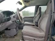 ✅ 2000 Chrysler Voyager SE • VIN: 1C4GJ44G3YB631478 • Lot: 58725095. Wystawiony na Copart z przebiegiem 196 671 mil. Bezpłatny archiwum sprzedaży aukcyjnych z USA i szczegółowy raport historii pojazdu na DreamBid. Zdjęcie 7.