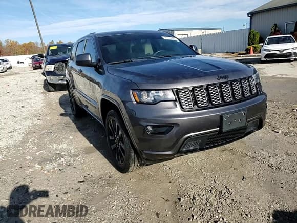 ✅ 2017 Jeep Grand Cherokee Altitude • VIN: 1C4RJFAG0HC768011 • Lot: 91115865. Listed on Copart with 98,114 mi. Free auction sales archive from the USA and detailed vehicle history report at DreamBid. Image 14.