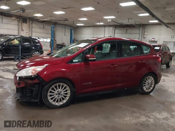 ✅ 2014 Ford C-Max SE • VIN: 1FADP5AU6EL509209 • Лот: 42425524. Опубликован ранее на IAAI с пробегом 122 728 миль. Бесплатный доступ к архиву аукционных продаж из США и подробный отчёт об истории автомобиля на DreamBid. Изображение 14.