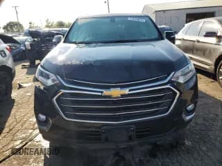 ✅ 2020 Chevrolet Traverse LT • VIN: 1GNEVHKW2LJ319056 • Lot: 71613674. Wystawiony na Copart z przebiegiem 81 975 mil. Bezpłatny archiwum sprzedaży aukcyjnych z USA i szczegółowy raport historii pojazdu na DreamBid. Zdjęcie 5.