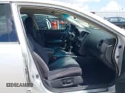 ✅ 2014 Nissan Maxima SV • VIN: 1N4AA5AP4EC447078 • Lot: 42584744. Wystawiony na IAAI z przebiegiem 92 213 mil. Bezpłatny archiwum sprzedaży aukcyjnych z USA i szczegółowy raport historii pojazdu na DreamBid. Zdjęcie 5.