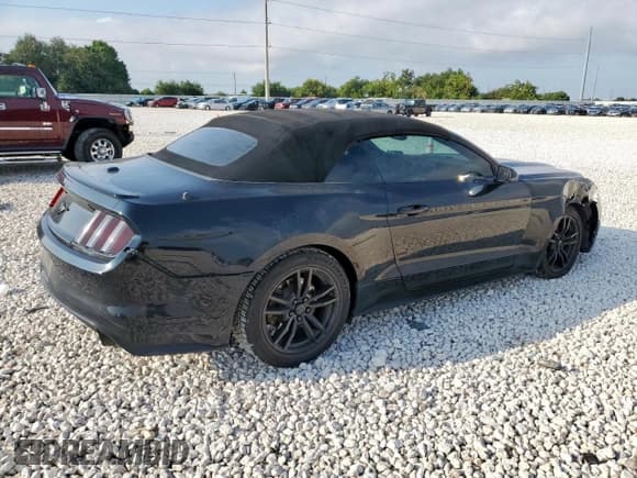 ✅ 2016 Ford Mustang EcoBoost Premium • VIN: 1FATP8UH9G5243929 • Лот: 70352405. Опубликован ранее на Copart с пробегом 163 895 миль. Бесплатный доступ к архиву аукционных продаж из США и подробный отчёт об истории автомобиля на DreamBid. Изображение 3.