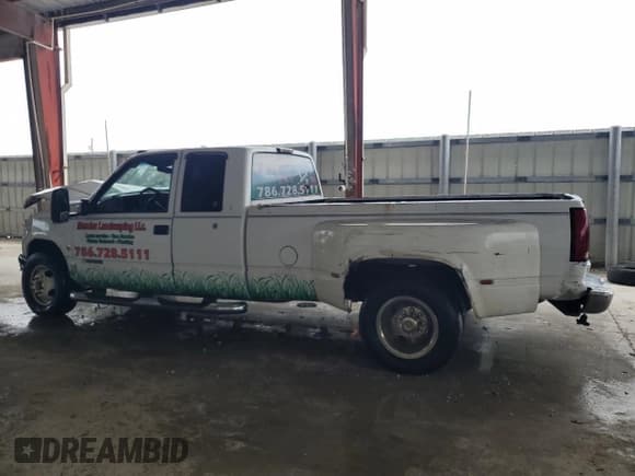 ✅ 1997 Chevrolet Silverado 3500 • VIN: 1GCHC39R4VE173348 • Lot: 69478734. Listed on Copart with 233,736 mi. Free auction sales archive from the USA and detailed vehicle history report at DreamBid. Image 2.
