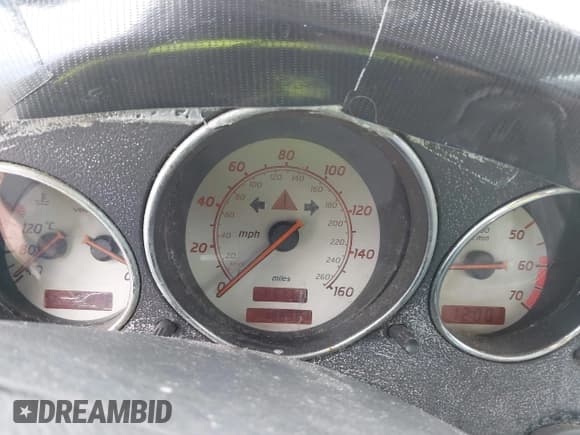 ✅ 1999 Mercedes-Benz SLK 230/320 • VIN: WDBKK47F0XF086064 • Лот: 42380513. Опубликован ранее на IAAI с пробегом 166 381 миль. Бесплатный доступ к архиву аукционных продаж из США и подробный отчёт об истории автомобиля на DreamBid. Изображение 7.