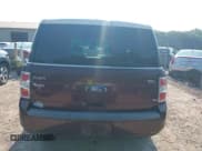 ✅ 2009 Ford Flex SEL • VIN: 2FMEK62C29BA35723 • Lot: 42780179. Wystawiony na IAAI z przebiegiem 206 688 mil. Bezpłatny archiwum sprzedaży aukcyjnych z USA i szczegółowy raport historii pojazdu na DreamBid. Zdjęcie 17.
