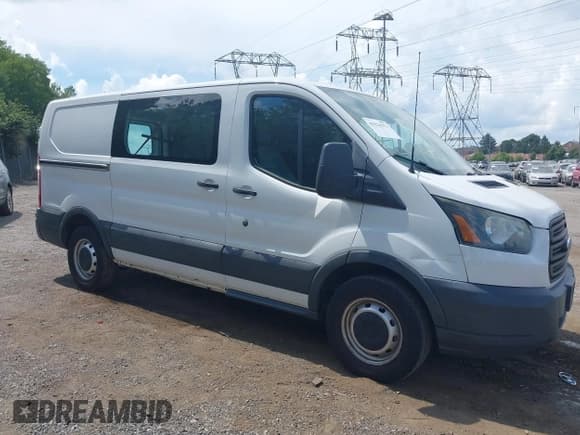 ✅ 2015 Ford Transit Cargo • VIN: 1FTNE1YM2FKA41540 • Лот: 42924271. Опубликован ранее на IAAI с пробегом Не указан. Бесплатный доступ к архиву аукционных продаж из США и подробный отчёт об истории автомобиля на DreamBid. Изображение 1.