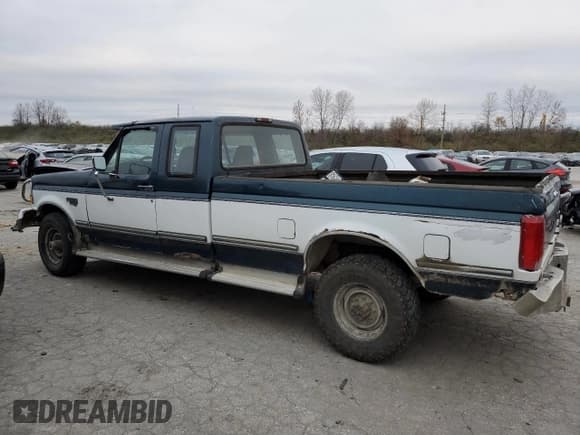 ✅ 1995 Ford F-250 • VIN: 1FTHX26F7SKB48479 • Lot: 81750924. Listed on Copart with 309,245 mi. Free auction sales archive from the USA and detailed vehicle history report at DreamBid. Image 2.
