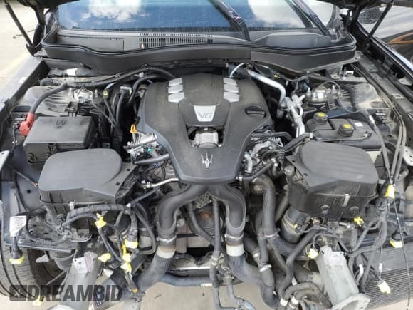 ✅ 2018 Maserati Levante GranSport • VIN: ZN661XUS4JX302443 • Лот: 46847125. Опубликован ранее на Copart с пробегом 76 774 миль. Бесплатный доступ к архиву аукционных продаж из США и подробный отчёт об истории автомобиля на DreamBid. Изображение 12.