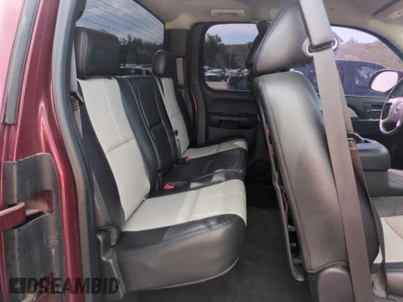 ✅ 2013 GMC Sierra 1500 SLT • VIN: 1GTR2WE70DZ280479 • Lot: 58602555. Listed on Copart with 140,849 mi. Free auction sales archive from the USA and detailed vehicle history report at DreamBid. Image 10.