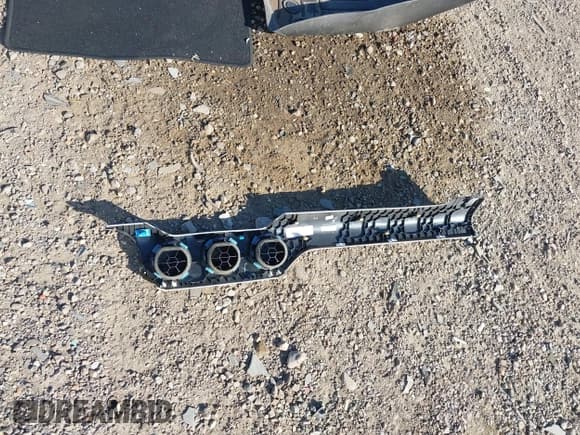 ✅ 2015 Ford Mustang GT • VIN: 1FA6P8CF7F5322267 • Lot: 43378811. Listed on IAAI with 158,714 mi. Free auction sales archive from the USA and detailed vehicle history report at DreamBid. Image 12.