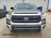 ✅ 2016 Toyota Tundra SR5 • VIN: 5TFEM5F12GX104112 • Лот: 89835555. Опубликован ранее на Copart с пробегом 114 978 миль. Бесплатный доступ к архиву аукционных продаж из США и подробный отчёт об истории автомобиля на DreamBid. Изображение 5.