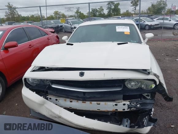 ✅ 2009 Dodge Challenger R/T • VIN: 2B3LJ54T39H572394 • Lot: 43354529. Wystawiony na IAAI z przebiegiem 152 919 mil. Bezpłatny archiwum sprzedaży aukcyjnych z USA i szczegółowy raport historii pojazdu na DreamBid. Zdjęcie 12.