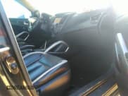 ✅ 2013 Hyundai Veloster Turbo • VIN: KMHTC6AE2DU132625 • Lot: 41229367. Wystawiony na IAAI z przebiegiem 113 077 mil. Bezpłatny archiwum sprzedaży aukcyjnych z USA i szczegółowy raport historii pojazdu na DreamBid. Zdjęcie 5.