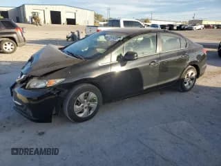 ✅ 2013 Honda Civic LX • VIN: 19XFB2F51DE275585 • Лот: 92376455. Опубликован ранее на Copart с пробегом 129 464 миль. Бесплатный доступ к архиву аукционных продаж из США и подробный отчёт об истории автомобиля на DreamBid. Изображение 1.