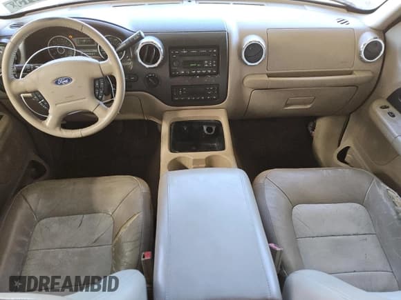 ✅ 2006 Ford Expedition Eddie Bauer • VIN: 1FMPU18516LA54063 • Lot: 46704015. Listed on Copart with 151,406 mi. Free auction sales archive from the USA and detailed vehicle history report at DreamBid. Image 8.
