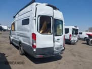 ✅ 2021 Ford Transit Cargo • VIN: 1FTBR3X87MKA58953 • Lot: 43199842. Wystawiony na IAAI z przebiegiem 44 360 mil. Bezpłatny archiwum sprzedaży aukcyjnych z USA i szczegółowy raport historii pojazdu na DreamBid. Zdjęcie 3.