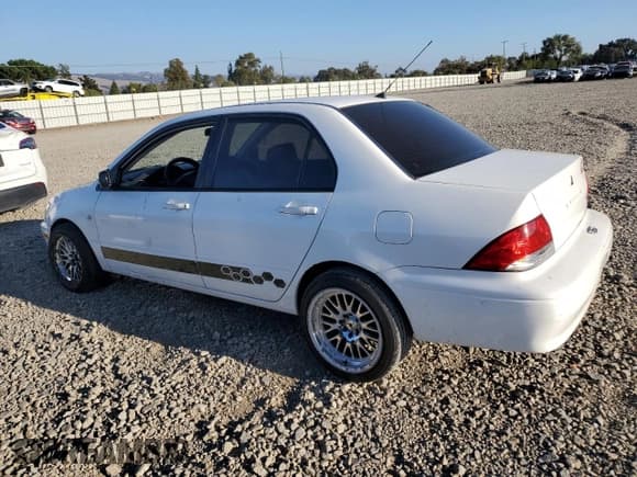 ✅ 2003 Mitsubishi Lancer ES • VIN: JA3AJ26E63U000905 • Lot: 82714615. Wystawiony na Copart z przebiegiem 116 760 mil. Bezpłatny archiwum sprzedaży aukcyjnych z USA i szczegółowy raport historii pojazdu na DreamBid. Zdjęcie 2.