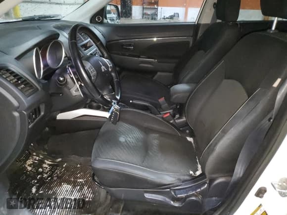 ✅ 2013 Mitsubishi Outlander Sport GT • VIN: 4A4AJ4AU3DE605867 • Lot: 82988494. Listed on Copart with 229,839 mi. Free auction sales archive from the USA and detailed vehicle history report at DreamBid. Image 7.