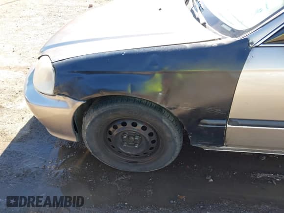 ✅ 2000 Honda Civic LX • VIN: 1HGEJ6678YL062428 • Lot: 43619801. Listed on IAAI with 182,463 mi. Free auction sales archive from the USA and detailed vehicle history report at DreamBid. Image 12.