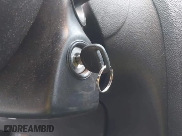 ✅ 2008 Chevrolet HHR LT • VIN: 3GNDA23D68S541803 • Lot: 41839327. Listed on IAAI with 142,664 mi. Free auction sales archive from the USA and detailed vehicle history report at DreamBid. Image 11.