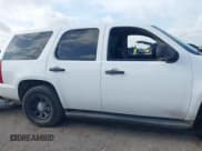 ✅ 2013 Chevrolet Tahoe Commercial • VIN: 1GNLC2E06DR273218 • Lot: 42459013. Wystawiony na IAAI z przebiegiem 181 495 mil. Bezpłatny archiwum sprzedaży aukcyjnych z USA i szczegółowy raport historii pojazdu na DreamBid. Zdjęcie 14.