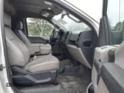 ✅ 2016 Ford F-150 XL • VIN: 1FTNF1CFXGKF00403 • Lot: 43746852. Wystawiony na IAAI z przebiegiem 194 577 mil. Bezpłatny archiwum sprzedaży aukcyjnych z USA i szczegółowy raport historii pojazdu na DreamBid. Zdjęcie 5.