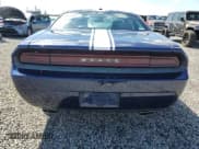 ✅ 2014 Dodge Challenger SXT • VIN: 2C3CDYAG7EH101068 • Lot: 74075524. Wystawiony na Copart z przebiegiem Nie podano. Bezpłatny archiwum sprzedaży aukcyjnych z USA i szczegółowy raport historii pojazdu na DreamBid. Zdjęcie 6.