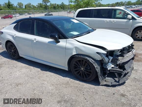 2021 Toyota Camry XSE с VIN 4T1K61BK8MU032555, выставлен на аукционе IAAI как лот 42350834 с пробегом 74 092 миль миль и . История ставок и продаж доступна на DreamBid. Изображение 1.