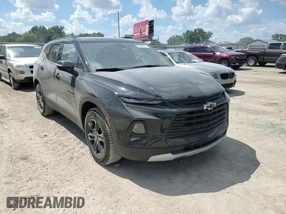 ✅ 2021 Chevrolet Blazer LT • VIN: 3GNKBCRS2MS551416 • Lot: 63288125. Wystawiony na Copart z przebiegiem 28 378 mil. Bezpłatny archiwum sprzedaży aukcyjnych z USA i szczegółowy raport historii pojazdu na DreamBid. Zdjęcie 14.