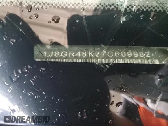 ✅ 2007 Jeep Grand Cherokee Laredo • VIN: 1J8GR48K27C609982 • Лот: 81655575. Опубликован ранее на Copart с пробегом Не указан. Бесплатный доступ к архиву аукционных продаж из США и подробный отчёт об истории автомобиля на DreamBid. Изображение 13.