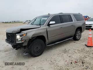 2019 Chevrolet Suburban Premier z VIN 1GNSKJKC7KR318154, wystawiony jako Copart lot #52961915 z przebiegiem 119 849 mil mil oraz Szkoda całkowita • Salvage title. Historia ofert i sprzedaży dostępna na DreamBid. Obrazek 1.