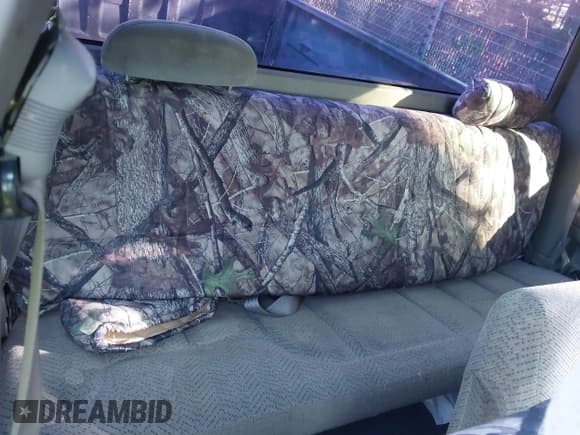 ✅ 1996 Chevrolet Silverado 1500 • VIN: 1GCEK19M3TE118112 • Лот: 43754878. Опубликован ранее на IAAI с пробегом 363 305 миль. Бесплатный доступ к архиву аукционных продаж из США и подробный отчёт об истории автомобиля на DreamBid. Изображение 8.