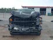 ✅ 2022 Chevrolet Silverado 1500 Custom • VIN: 3GCPYBEK5NG176980 • Lot: 41860805. Wystawiony na IAAI z przebiegiem 104 807 mil. Bezpłatny archiwum sprzedaży aukcyjnych z USA i szczegółowy raport historii pojazdu na DreamBid. Zdjęcie 12.