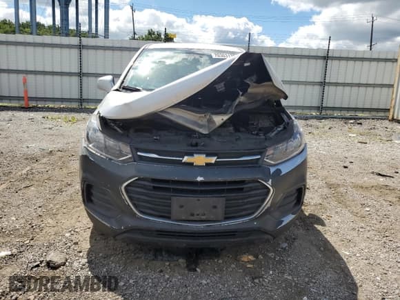 ✅ 2021 Chevrolet Trax LS • VIN: KL7CJKSB5MB318191 • Lot: 70303135. Listed on Copart with Not provided. Free auction sales archive from the USA and detailed vehicle history report at DreamBid. Image 5.