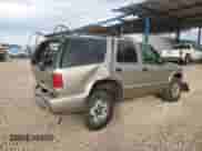 2003 Chevrolet Blazer LS z VIN 1GNDT13X73K112544, wystawiony jako Copart lot #83819714 z przebiegiem 96 738 mil mil oraz Szkoda całkowita • Salvage title. Historia ofert i sprzedaży dostępna na DreamBid. Obrazek 3.