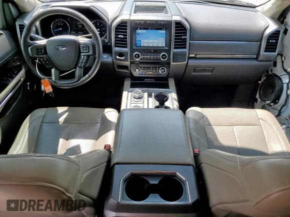 ✅ 2018 Ford Expedition Max XLT • VIN: 1FMJK1JT6JEA26602 • Лот: 70302285. Опубликован ранее на Copart с пробегом 128 198 миль. Бесплатный доступ к архиву аукционных продаж из США и подробный отчёт об истории автомобиля на DreamBid. Изображение 8.